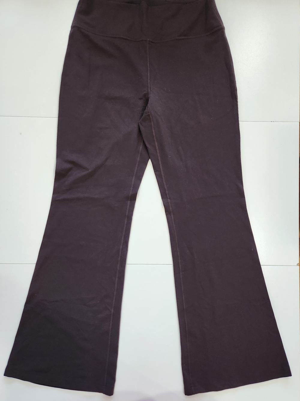 Lululemon Groove Super-High-Rise Flared Pant Nulu - Espresso - Sz 12 - Picture 3 of 10
